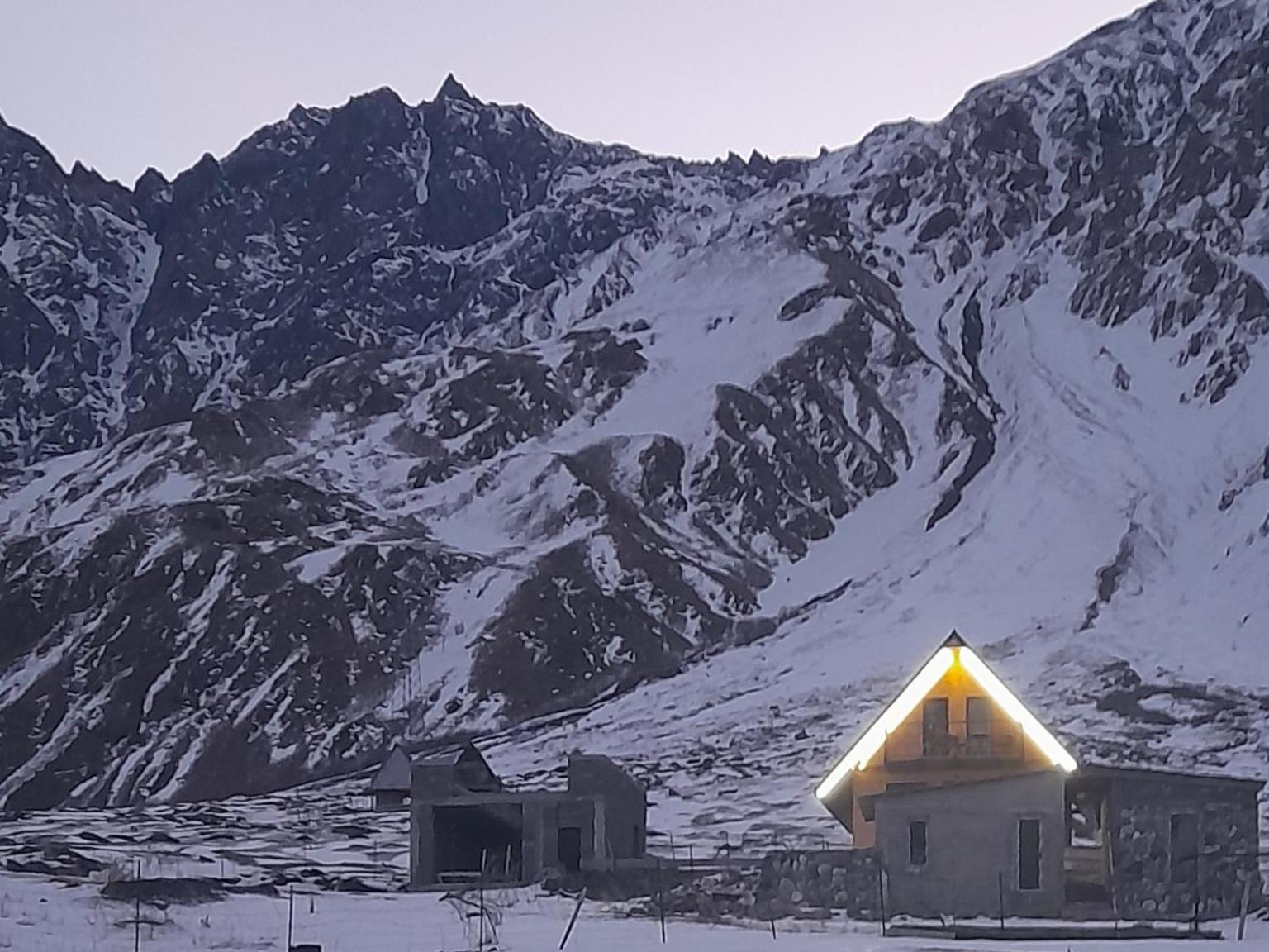 Mountain Flower Cottage Казбеги Экстерьер фото